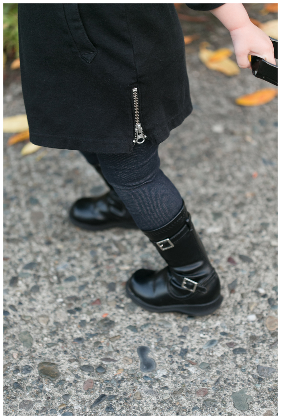 Blog Black HM Sweater Faux Leather Leggings-5