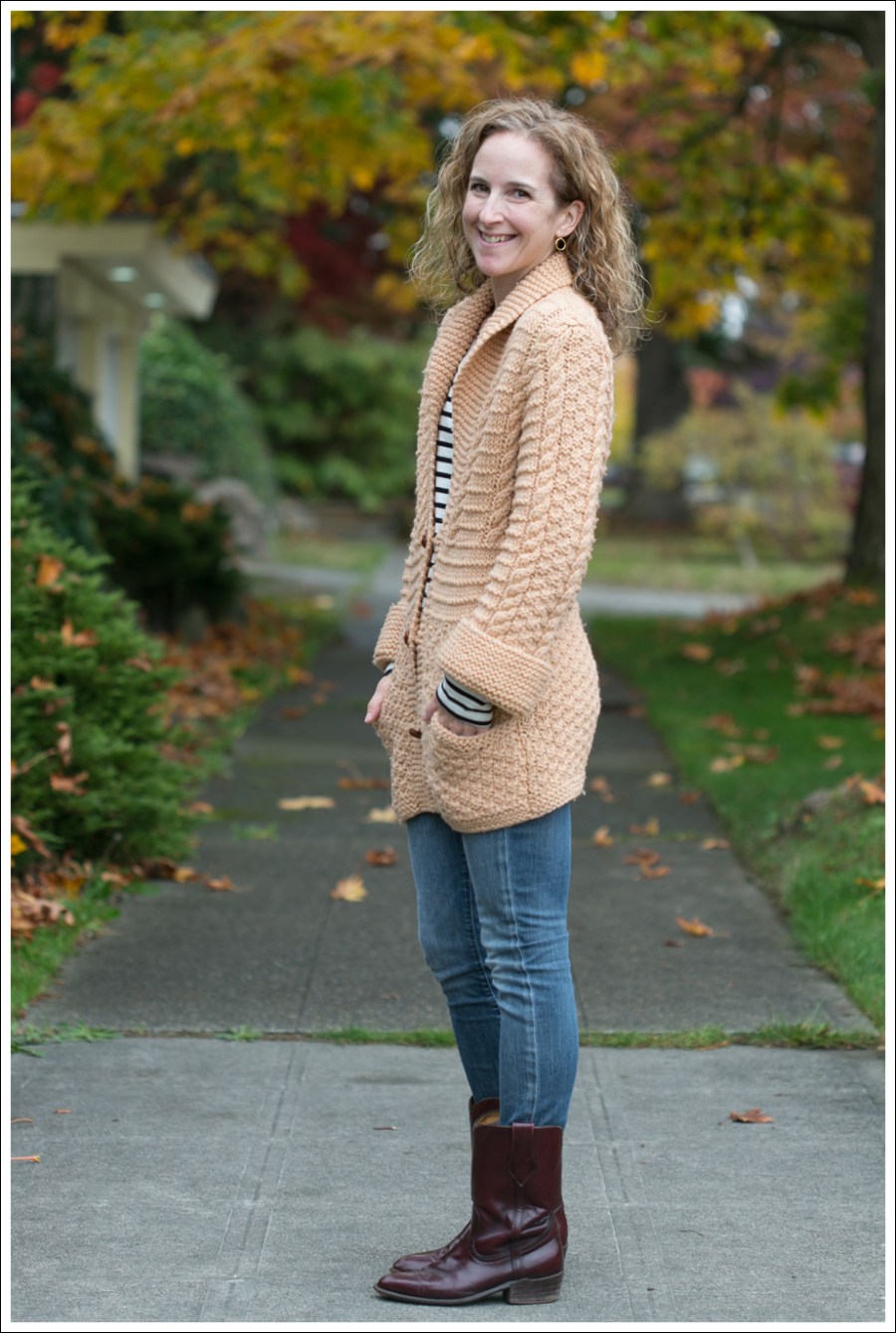 Blog Chunky Vintage Sweater StyleMint Goldsign Frye-4