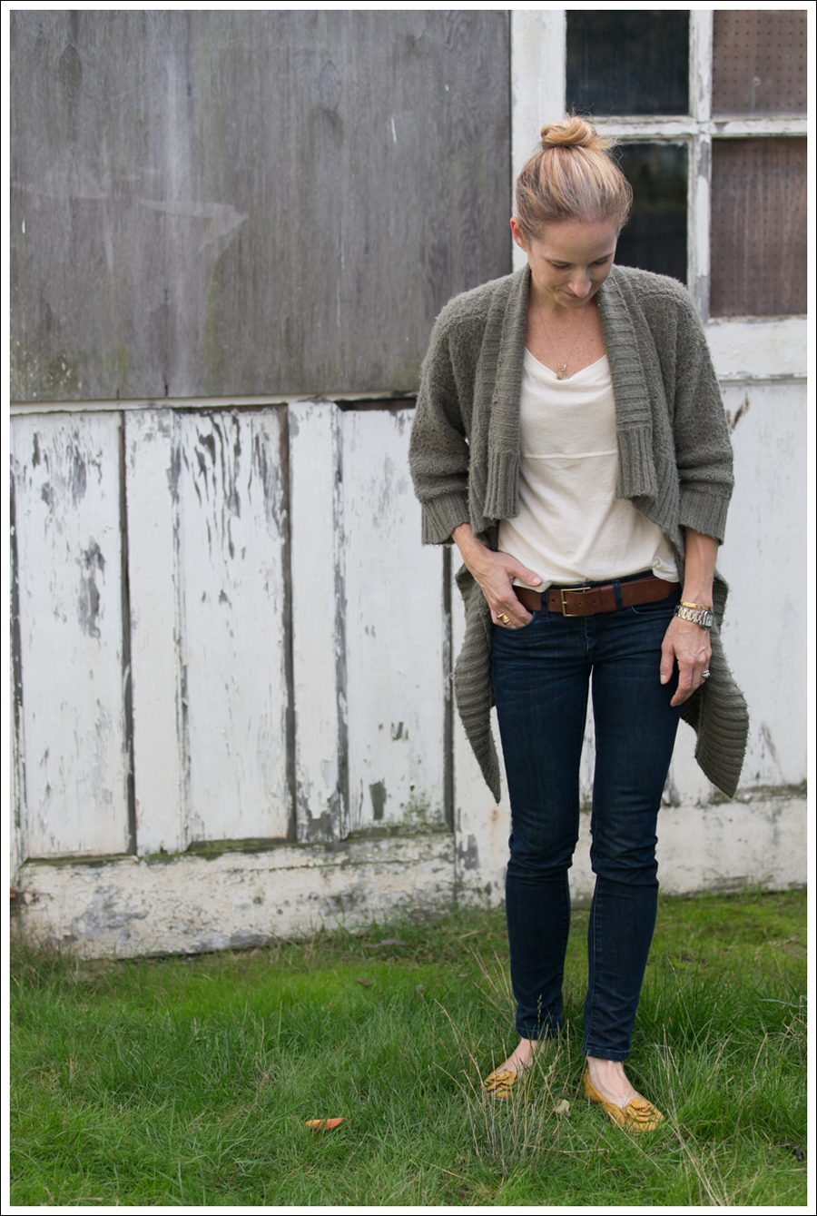 Blog Green Design History Sweater Blank Zipper Jeans-2