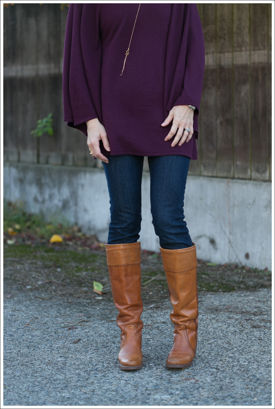 Blog Rachel Pally Cashmere Cape AG the Tights Vintage Frye Boots-2