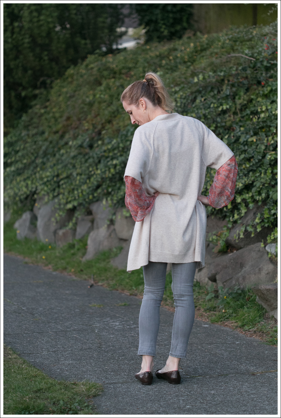 blog Karoo Cashmere Cardigan Ella Moss Silk Top Joes Jeans-3