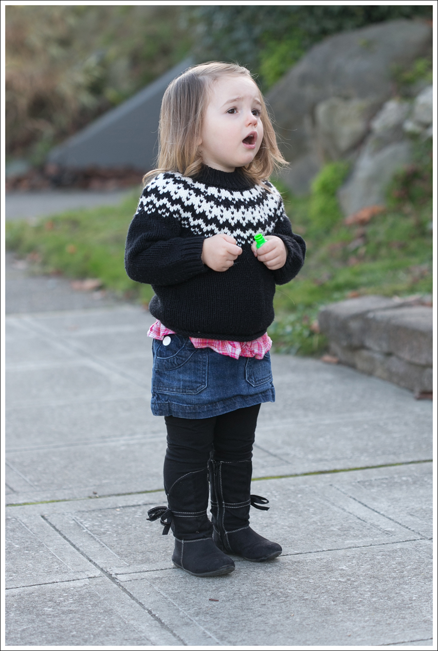 blog Maya 111 weeks Fair Isle Sweater Skirt boots Laugh-3