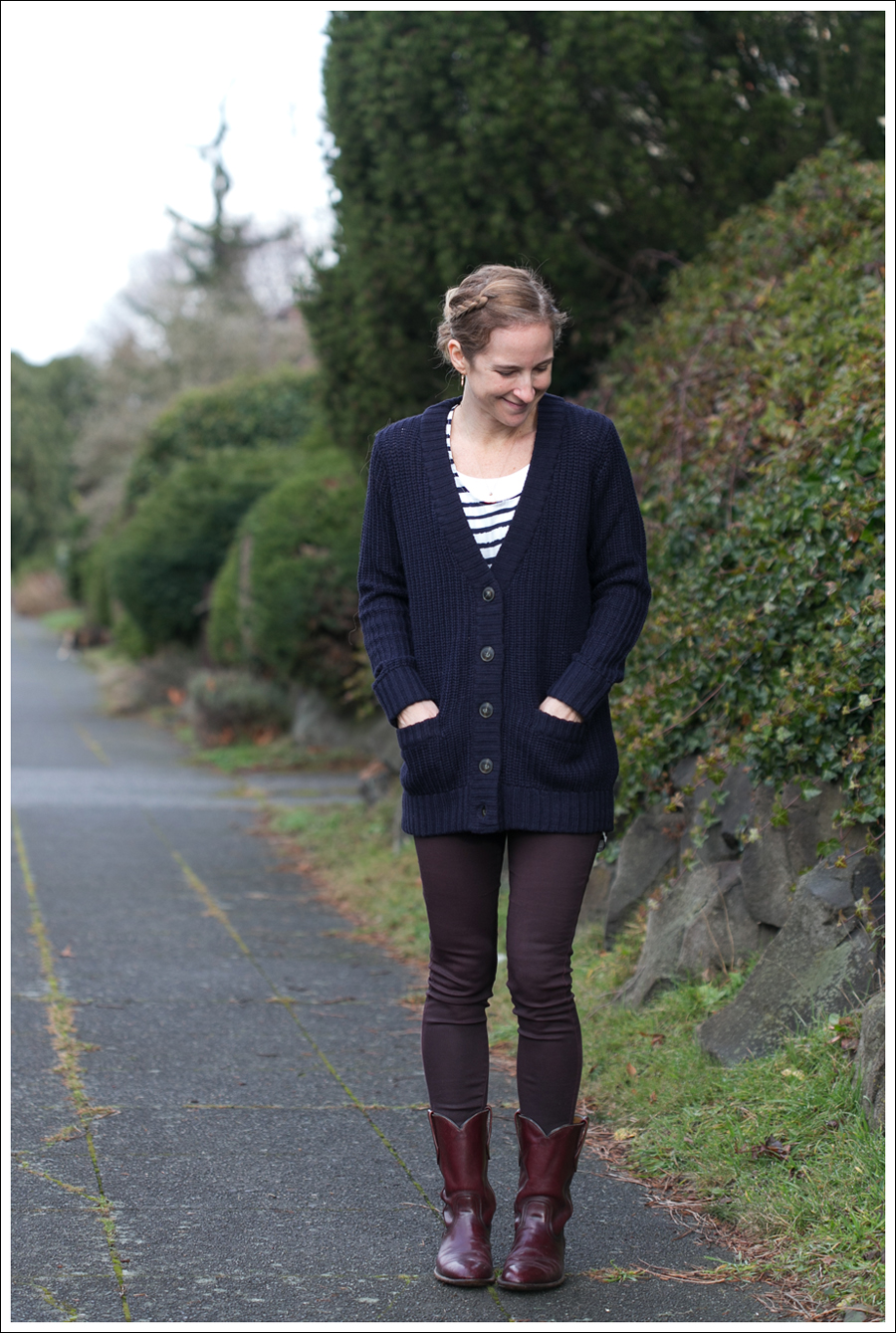 Blog Navy Zara Boyfriend Sweater Dylan George Vintage Frye-3