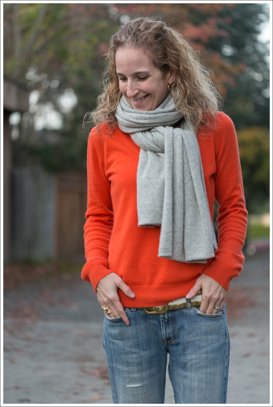 Blog Orange Stylemint Sweater 7FAM Converse-2