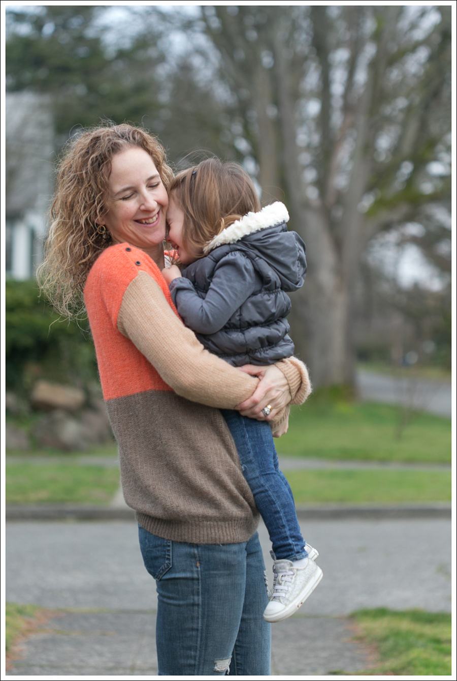 Blog Splendid Sweater DIY Destroyed Goldsign Superga-2