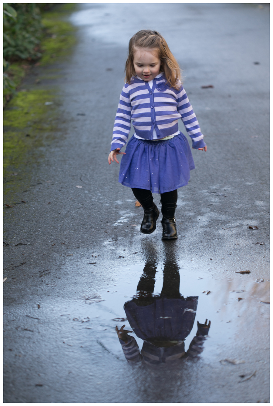 Blog Doma Leather Bomber Jacket BCBG Silk Tunic Current Elliott Destroyed Skinny Frye Booties-14