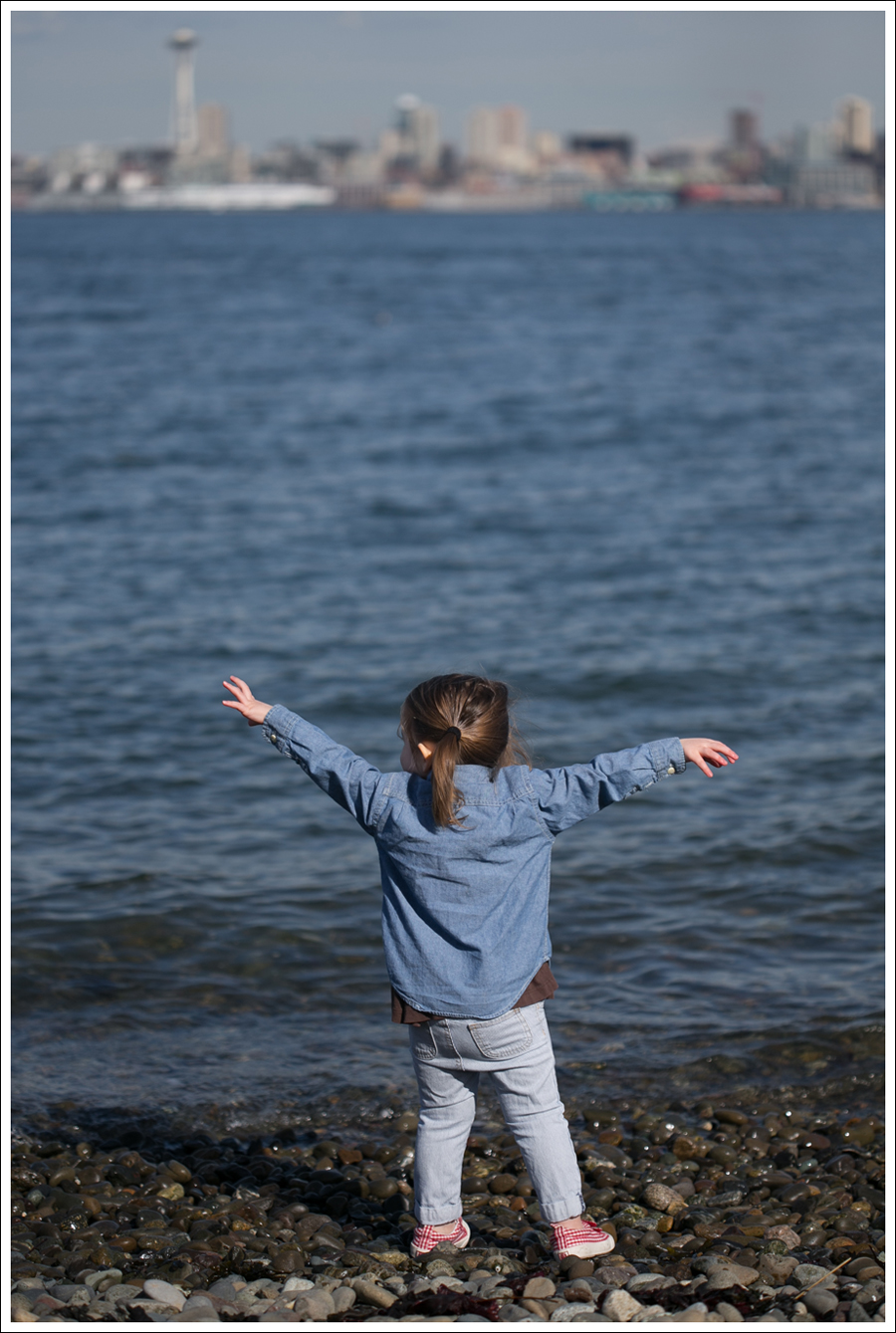 Blog Gap Shirt Black Orchid Ikat Jeans Leopard Flats-10