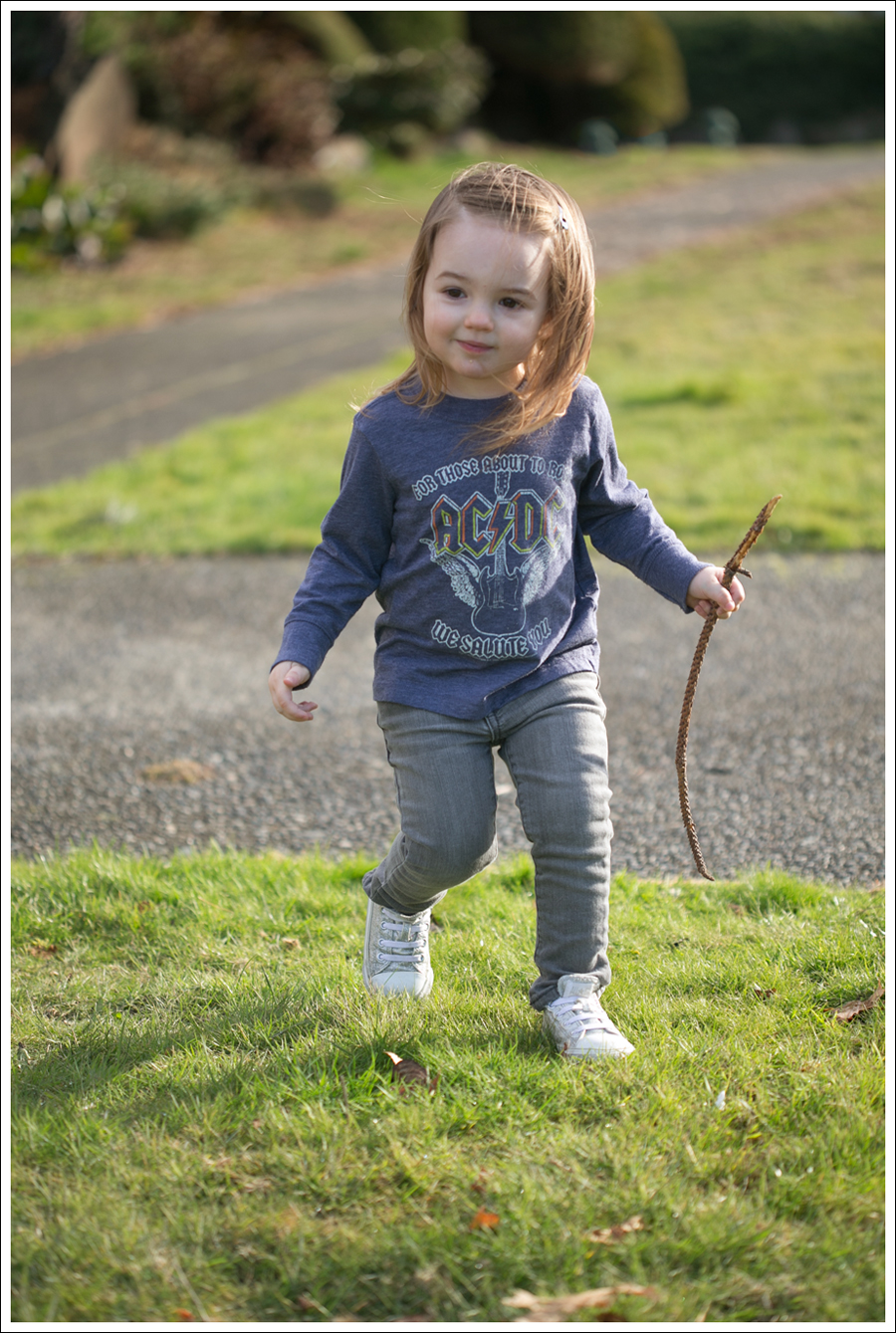 Blog HM Blank NYC Spray On BE D Gold Boat Shoes-10