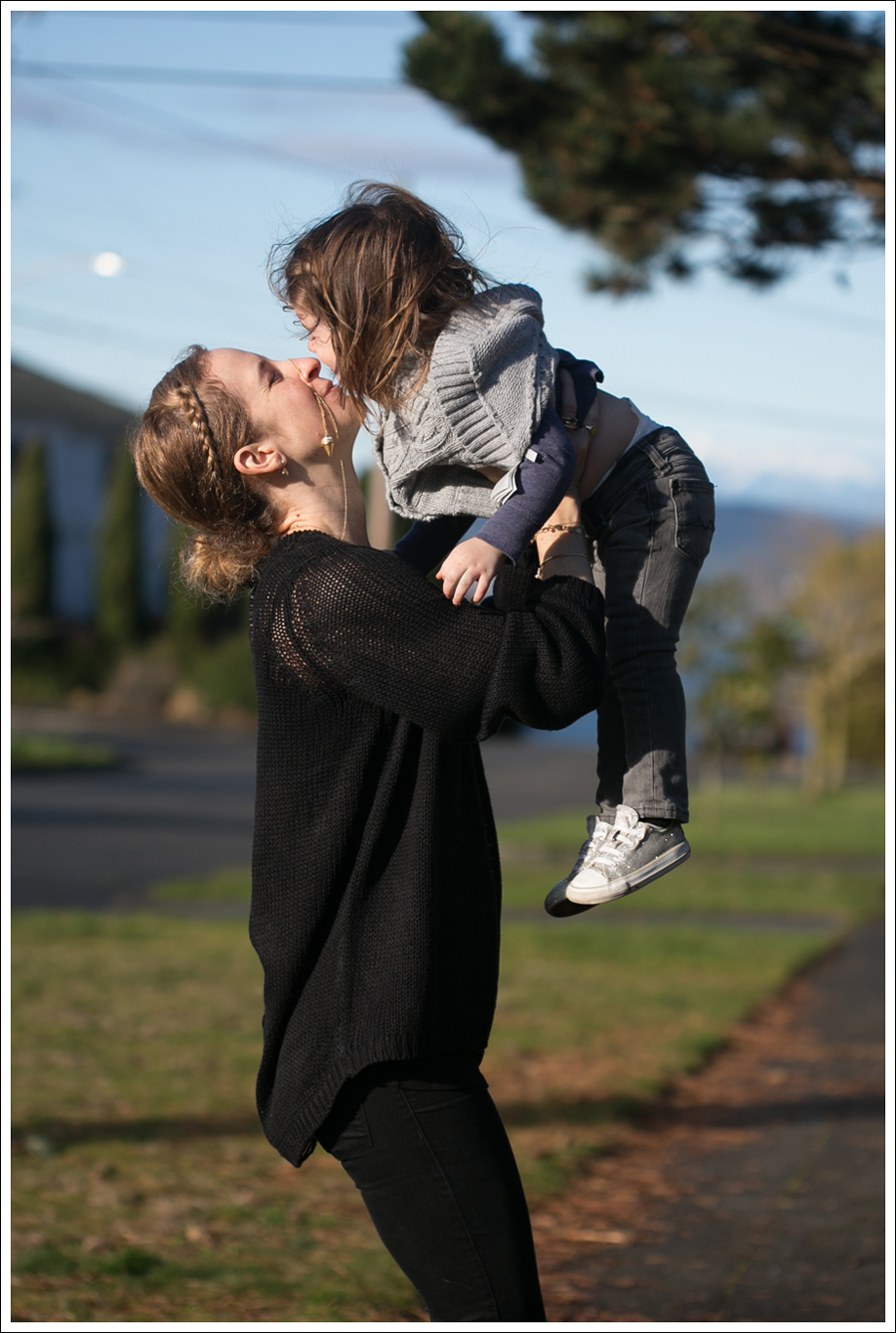 Blog HM Blank NYC Spray On BE D Gold Boat Shoes-