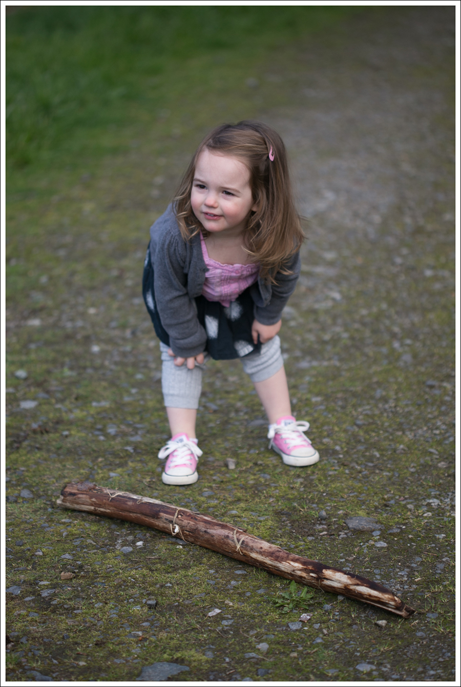 Blog Banana Republic Sweater Current Elliott Boyfriend Jeans Converse-5