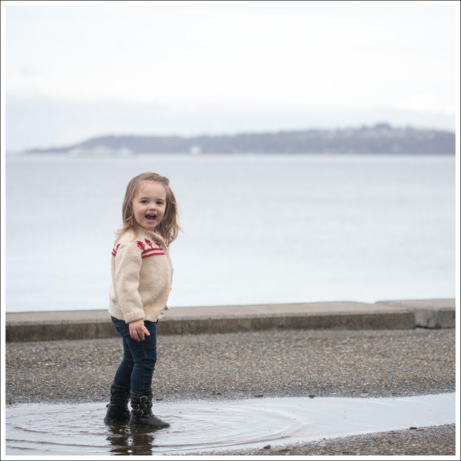 Blog Vince Sweater CoreyLynnCalter Top Goldsign Jeans Converse-17