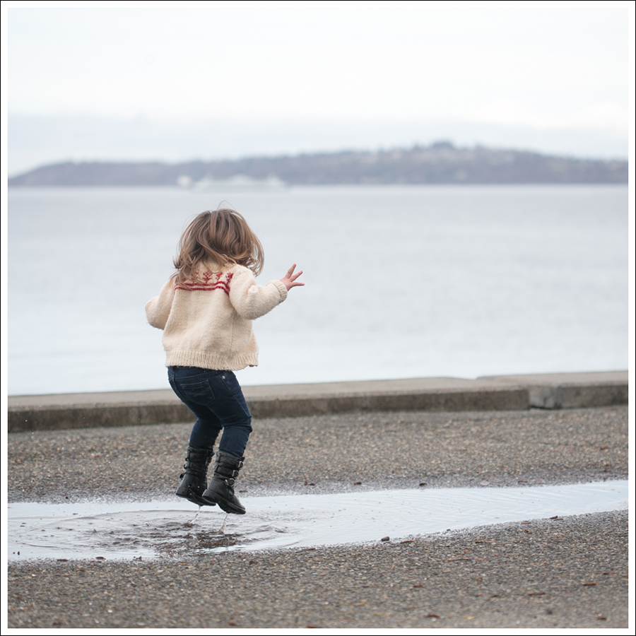 Blog Vince Sweater CoreyLynnCalter Top Goldsign Jeans Converse-18