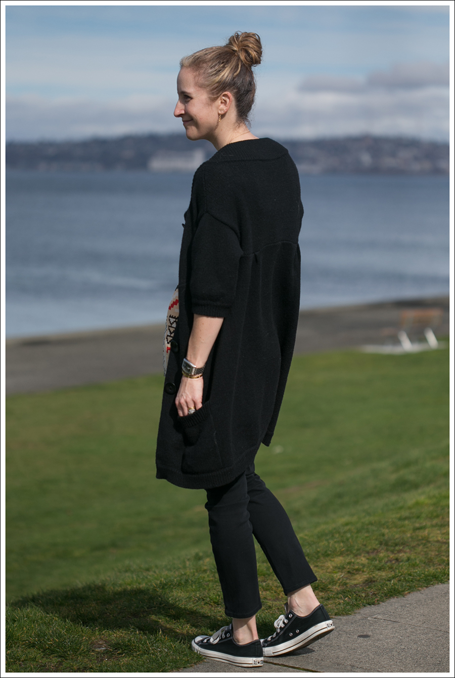 Blog Vince Sweater CoreyLynnCalter Top Goldsign Jeans Converse-5