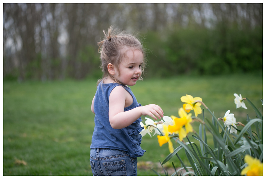 Blog BCBG Black Crochet Top Genetic Denim Destroyed Shane Airwalk-10