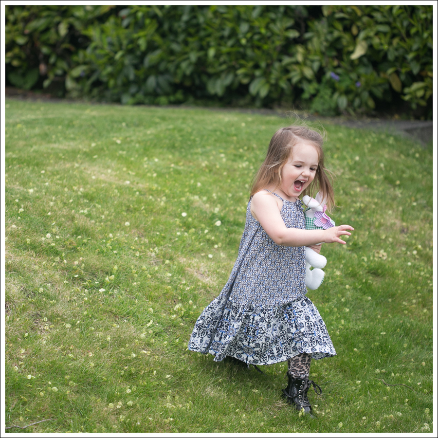 Blog French Connection Top DL 1961 Emma Mystique Tie Sandals-5