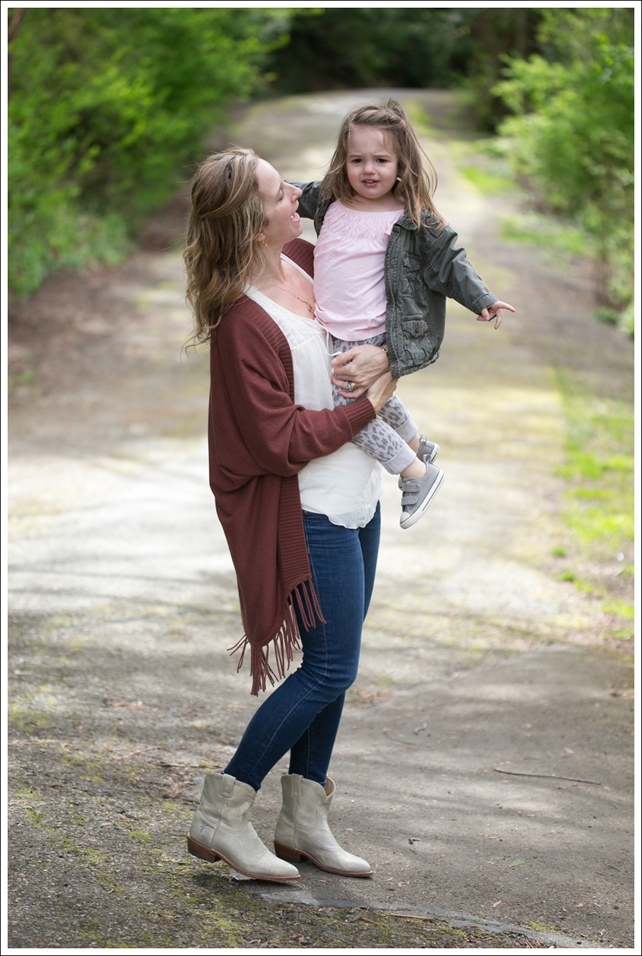 Blog Jamison Sweater Aqua Top J Brand Frye Carson Short-11