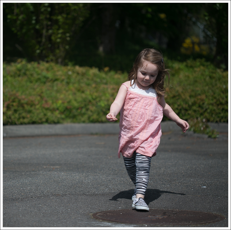 Blog Maya 133 weeks Coral Tank Zepra Pants Checked Vans-4