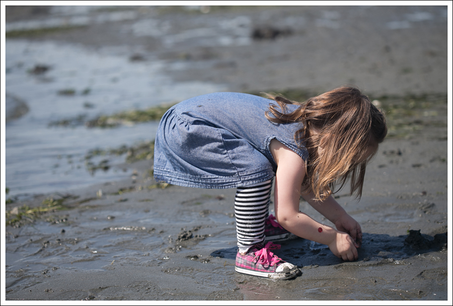 Blog Maya 134 weeks Gap Dress Leggings Converse-2