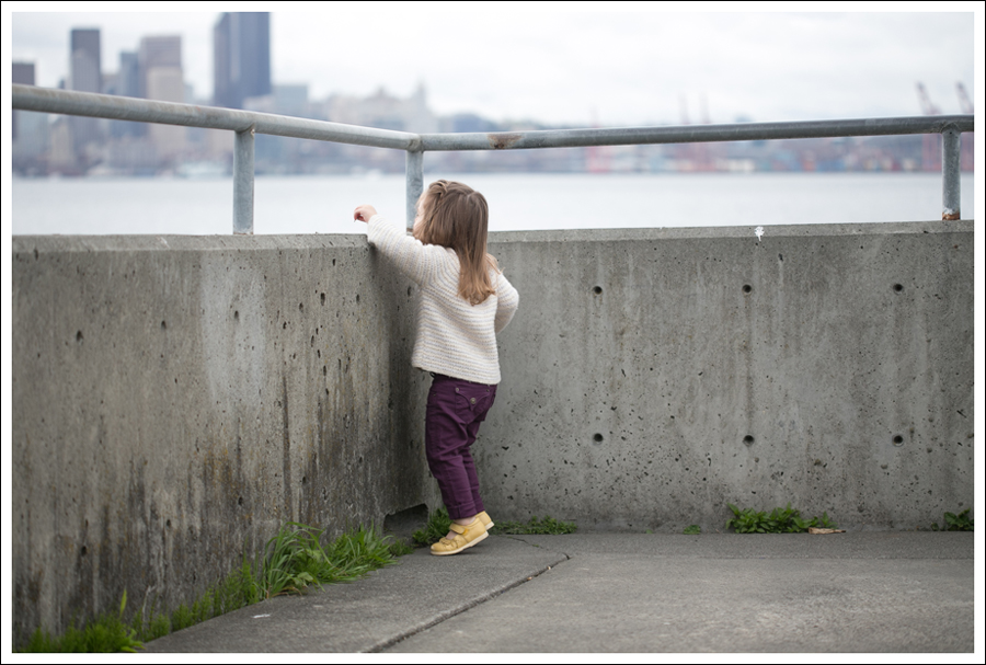 Blog Zara Button Back Sweater Destroyed Current Elliott Crop Skinny Leifnotes Flats-13