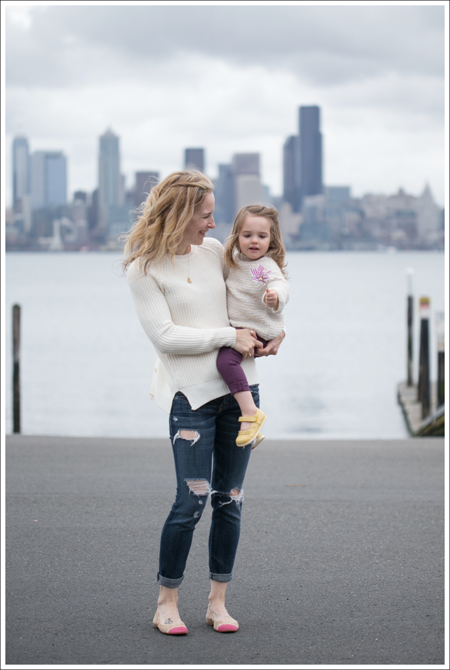 Blog Zara Button Back Sweater Destroyed Current Elliott Crop Skinny Leifnotes Flats-6