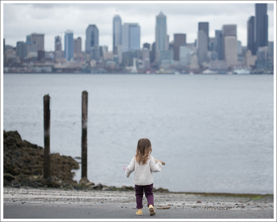 Blog Zara Button Back Sweater Destroyed Current Elliott Crop Skinny Leifnotes Flats-9