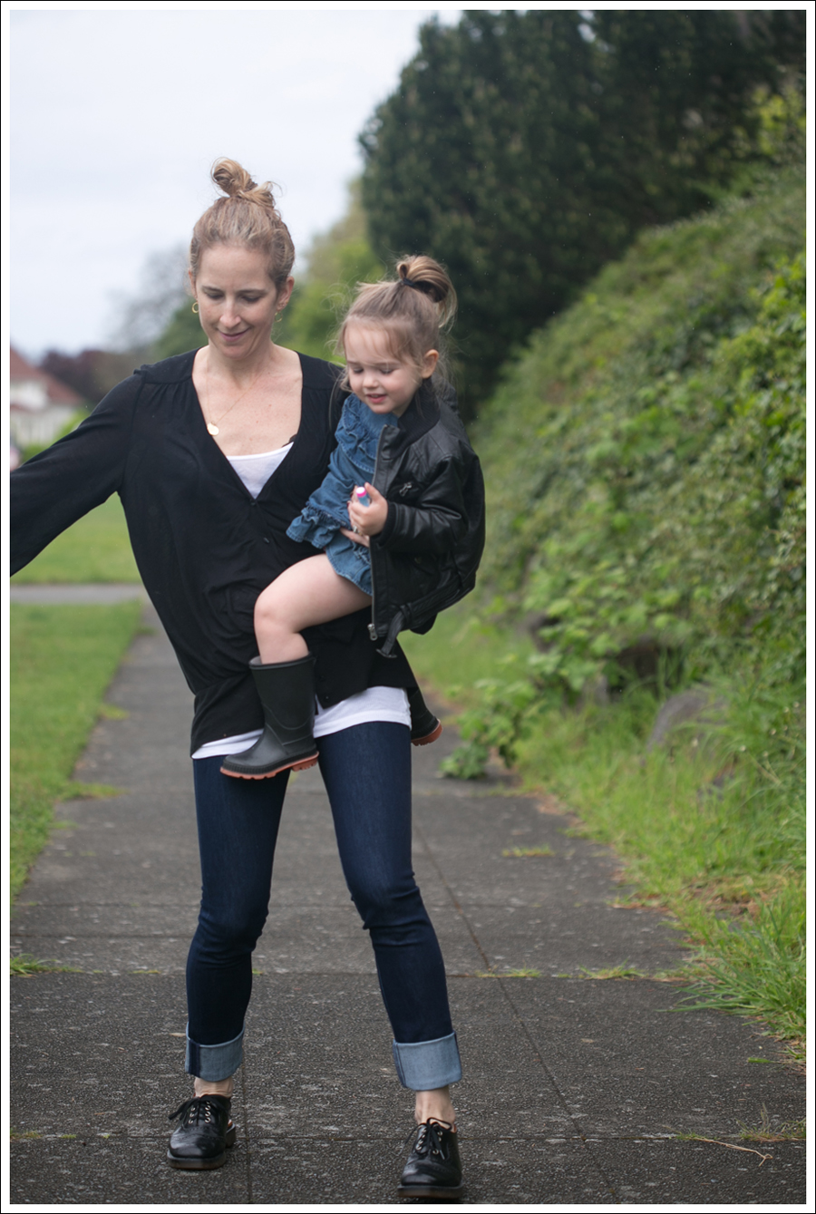 Blog Leifsdottir Cardigan J Brand High Rise Skinny Dr Martens-5