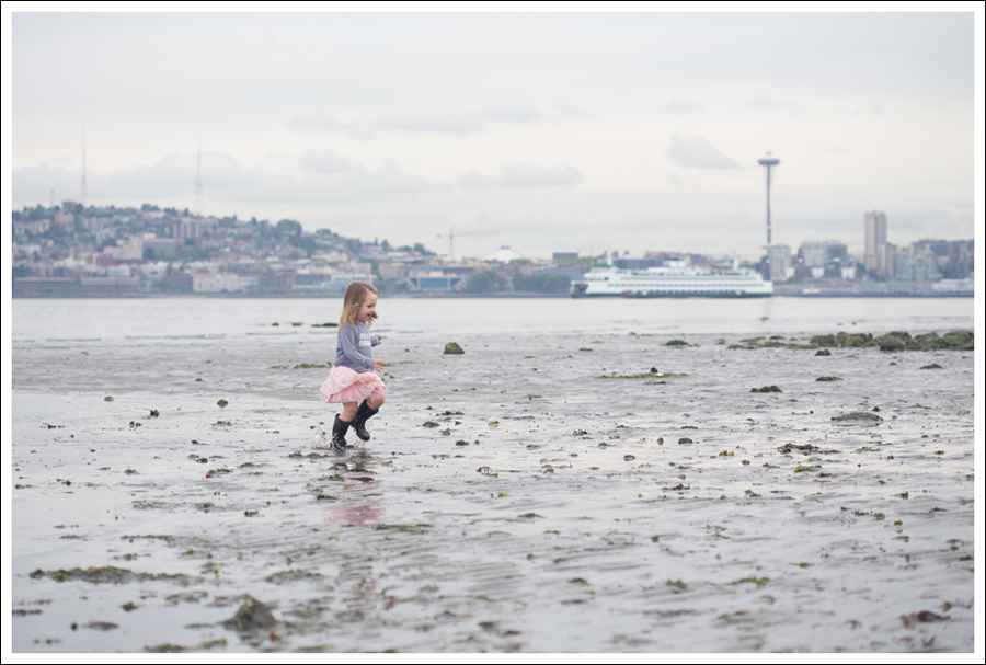 Blog Maya 137 Weeks Little Boogaweezin Milk Drunk Gap Tutu Rain Boots-8