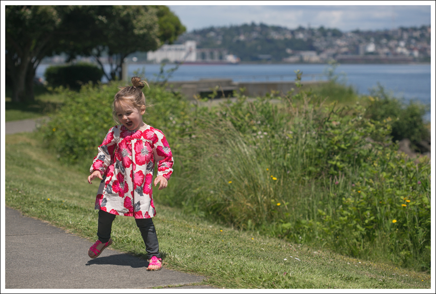 blog Maya 138 weeks Osh Kosh Red Floral Zulily Coated Gray and Pink Sandals-2