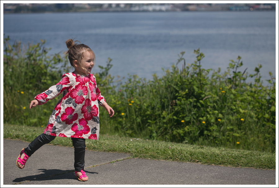 blog Maya 138 weeks Osh Kosh Red Floral Zulily Coated Gray and Pink Sandals-3
