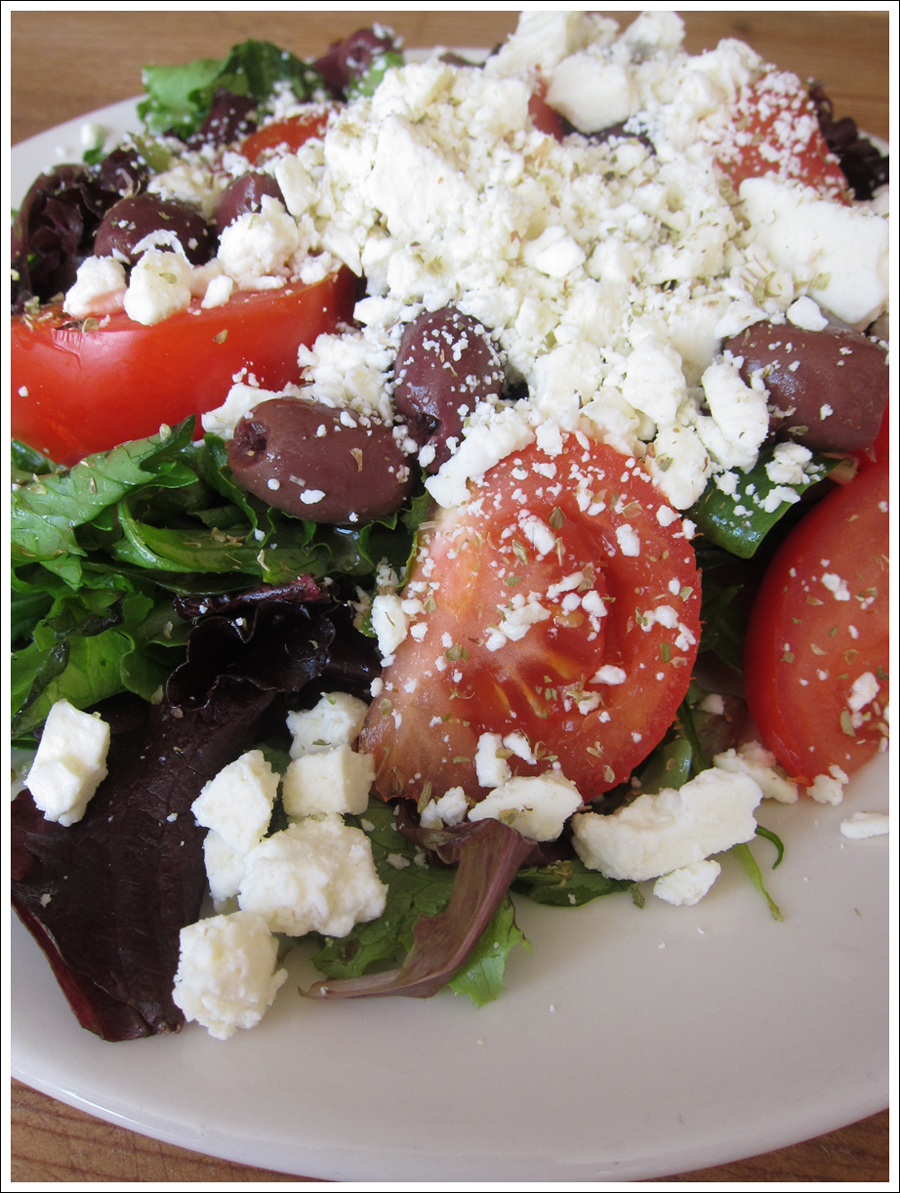 blog greeksalad_greens2
