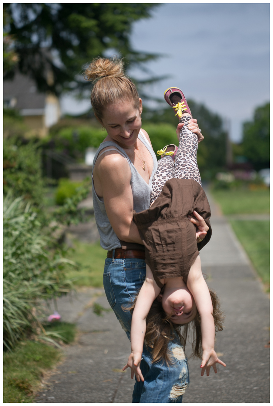 Blog HM Tank Blank NYC Shredded Wheat Boyfriend MIA leopard sandals-7