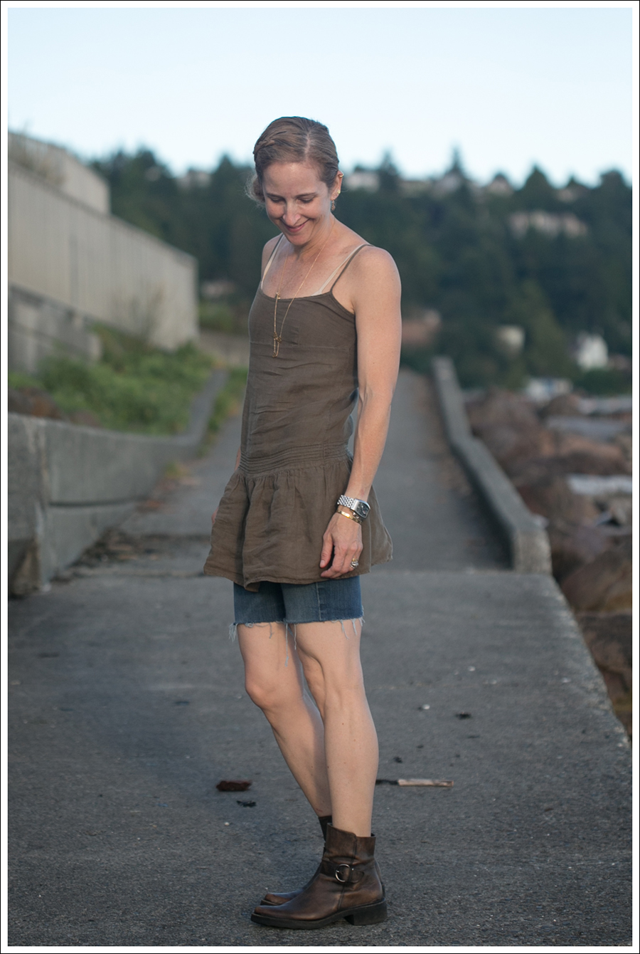 Blog Juicy Dropwaist Dress 7FAM cut offs Cafe Noir Boots-1