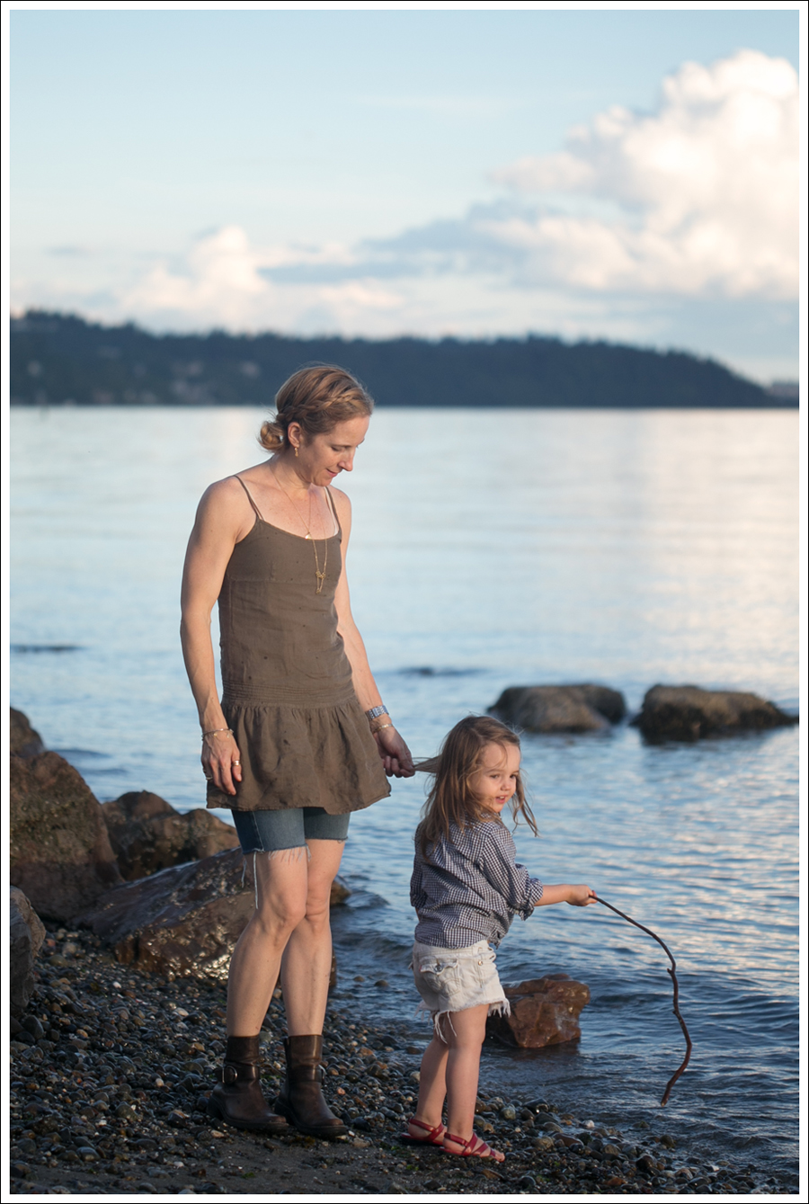 Blog Juicy Dropwaist Dress 7FAM cut offs Cafe Noir Boots-4