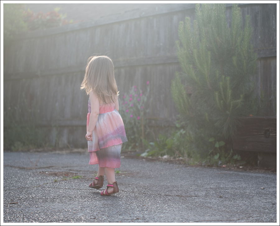 Blog Maya 138 Weeks SweetGirl Ombre Dress Old Navy Sandals-2
