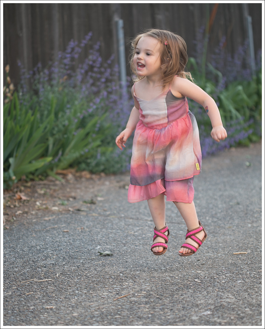 Blog Maya 138 Weeks SweetGirl Ombre Dress Old Navy Sandals-3