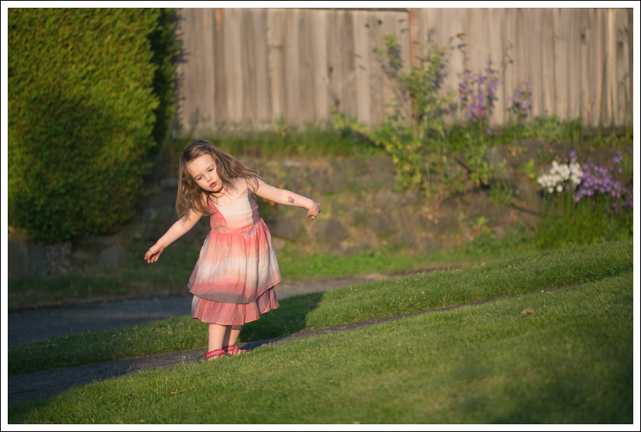 Blog Maya 138 Weeks SweetGirl Ombre Dress Old Navy Sandals-5
