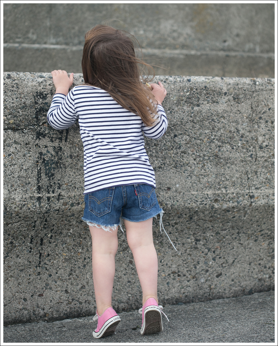 Blog Mini Boden Levi Cuttoffs Pink Converse-3