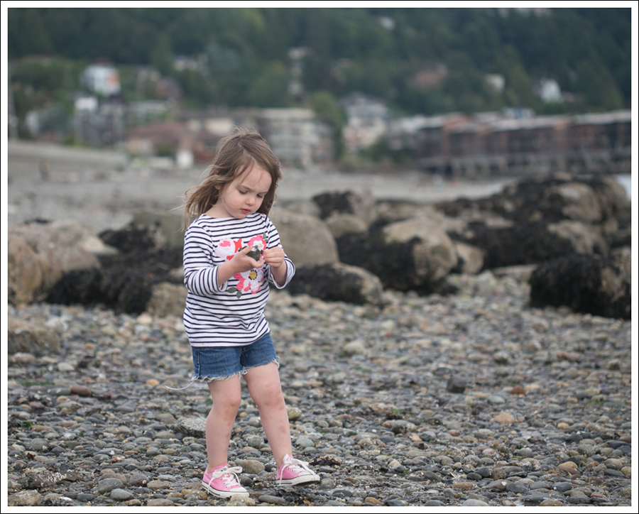 Blog Mini Boden Levi Cuttoffs Pink Converse-5