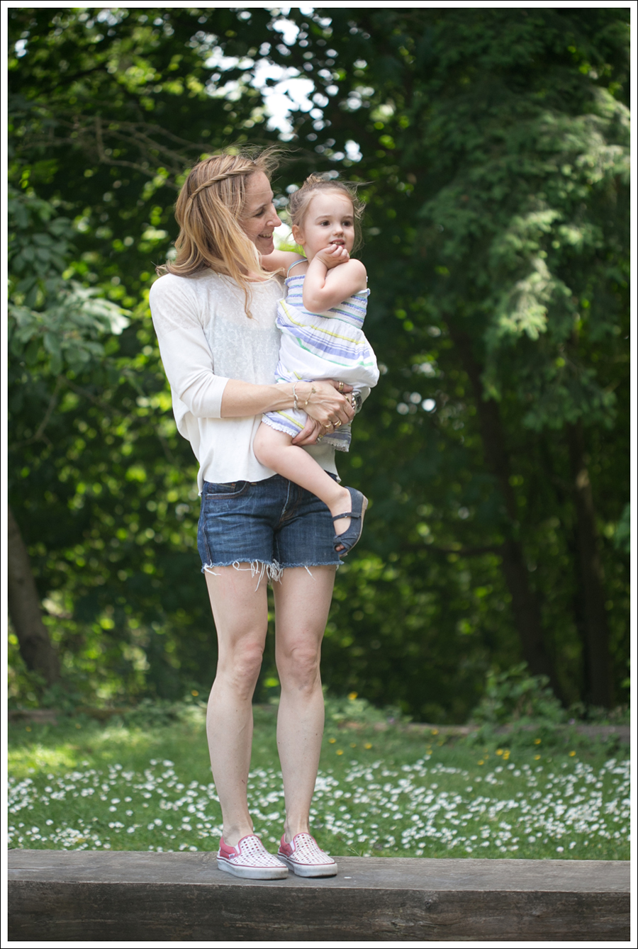 Blog Zara Swing Tee Citizend Of Humanity Cut offs Polka Dot Vans-3