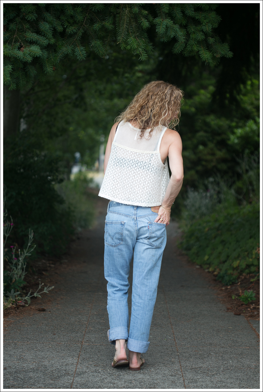 Blog Free People Lace Crop Vintage Levis 501 Mystique Sandals-2