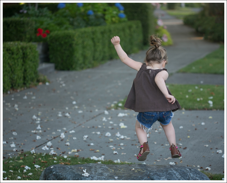 Blog Naartjie Tank DIY Levis Cut Offs Old Navy Gladiator Sandal-4