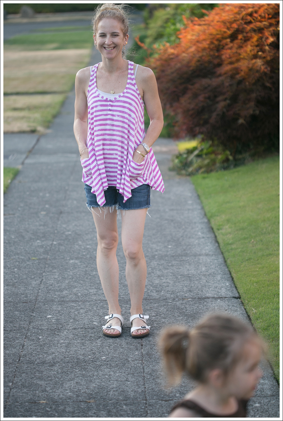 Blog Splendid Swing Tank DIY COH Cuttoffs White Birkenstocks-2