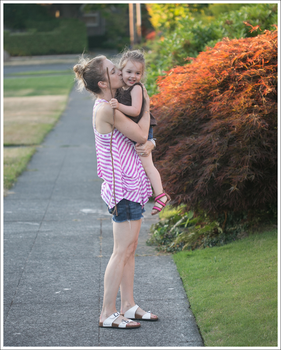 Blog Splendid Swing Tank DIY COH Cuttoffs White Birkenstocks-4