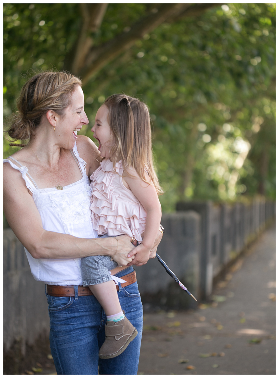 1Abercrombie and Fitch Boho Top Citizens Of Humanity Carlton Retro High Rise Jeans Sam Edelman Petty Suede Booties-9