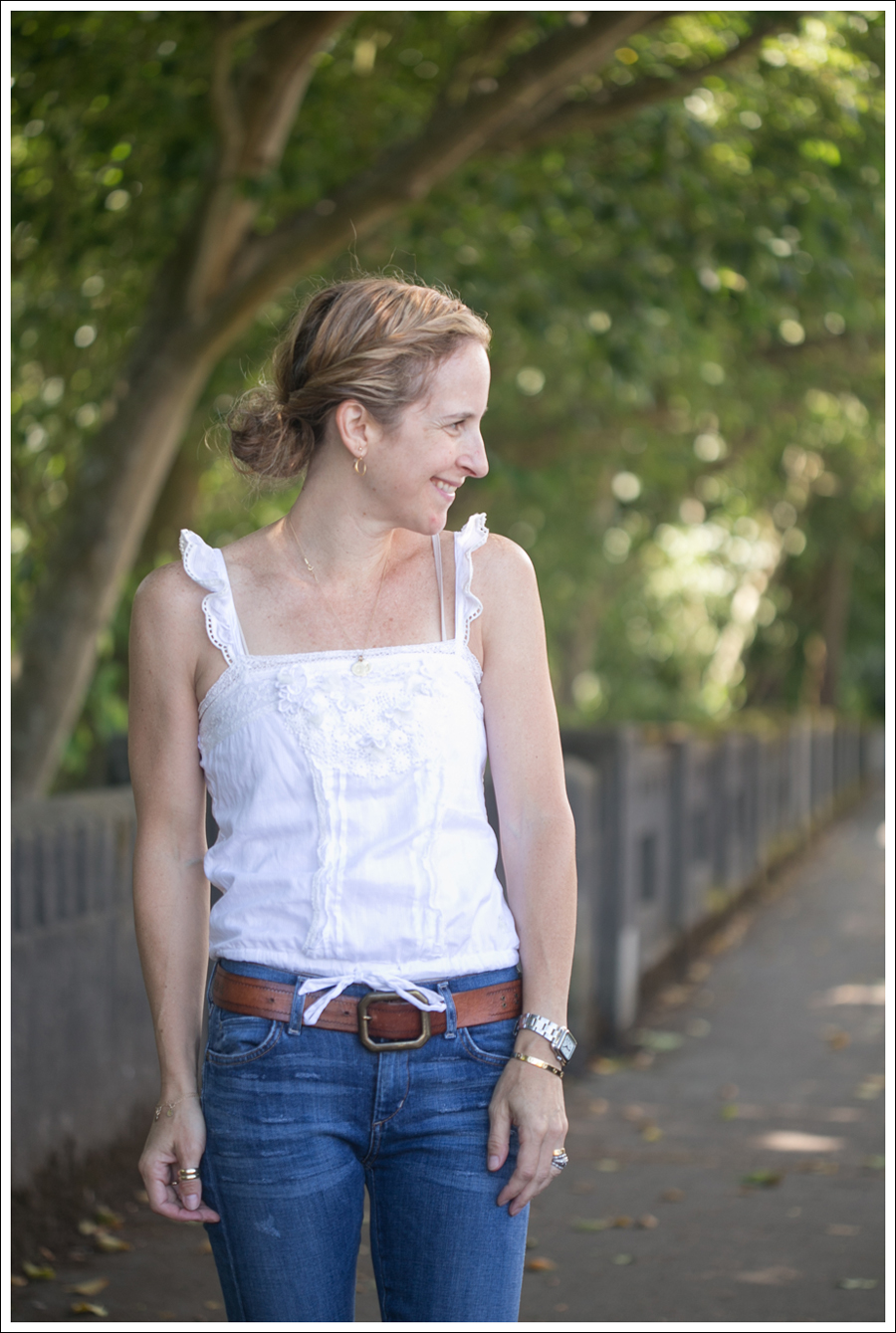 Blog Abercrombie and Fitch Boho Top Citizens Of Humanity Carlton Retro High Rise Jeans Sam Edelman Petty Suede Booties-4