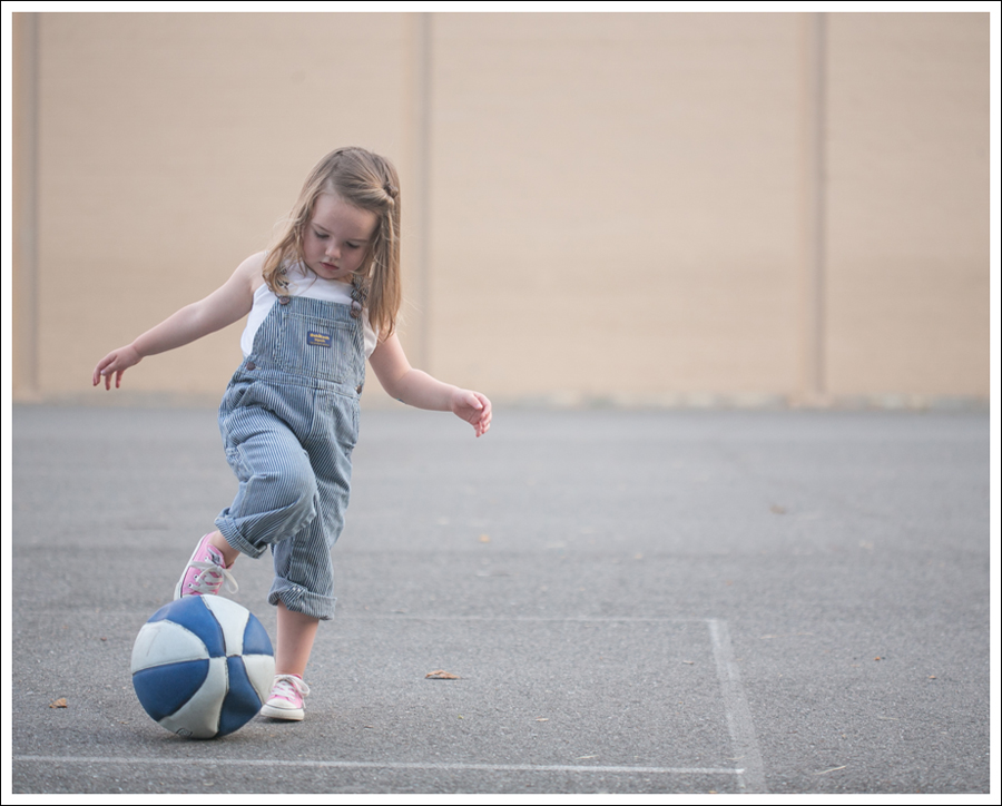 Blog Circo Tank Osh Kosh Overalls Pink Converse-3