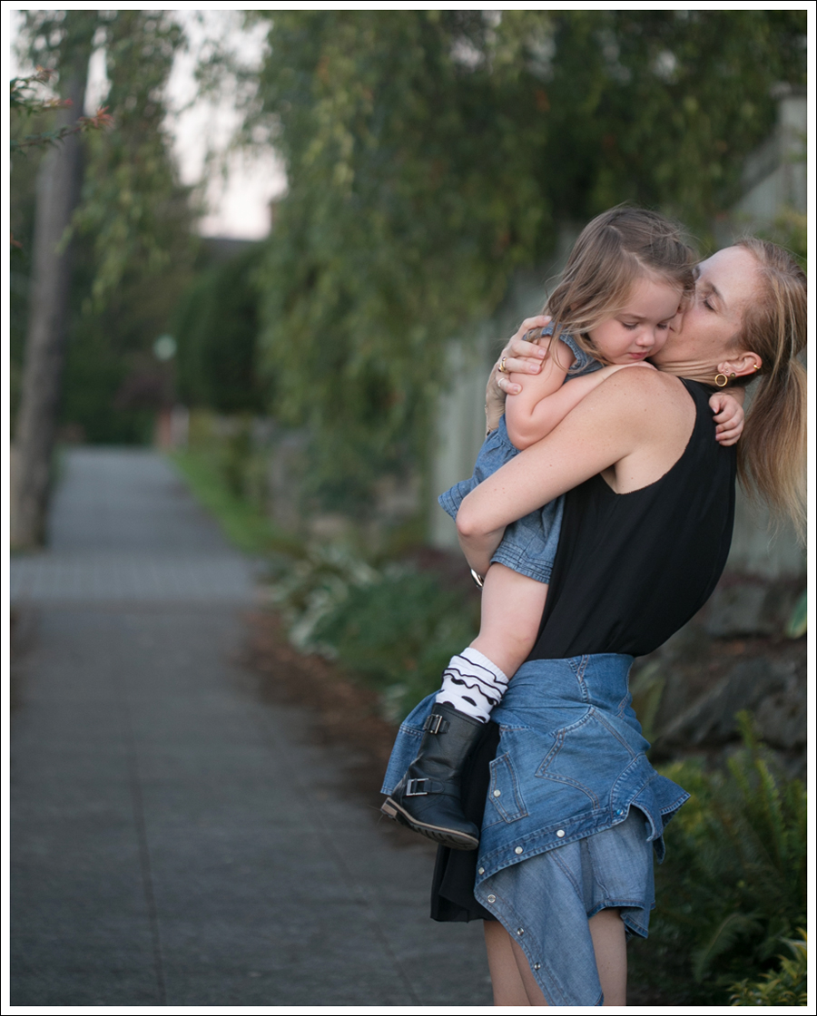 Blog Twenty8Twelve Black Dress Gap Denim Shirt Fiorentin and Baker Boots-4