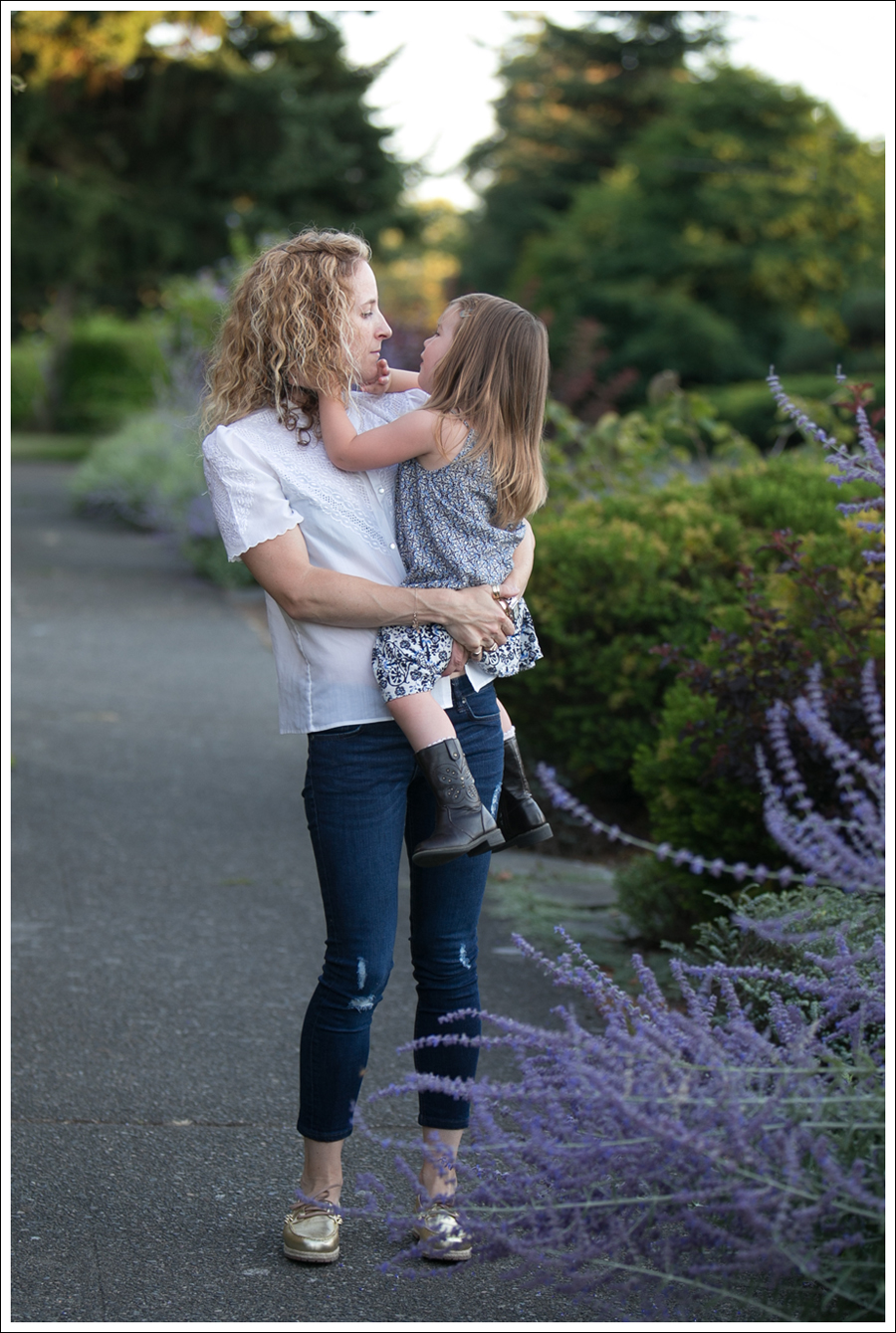 Blog Vintage Blouse Edyson Destroyed Skinny BEandD Gold Studded Boat Shoes-5