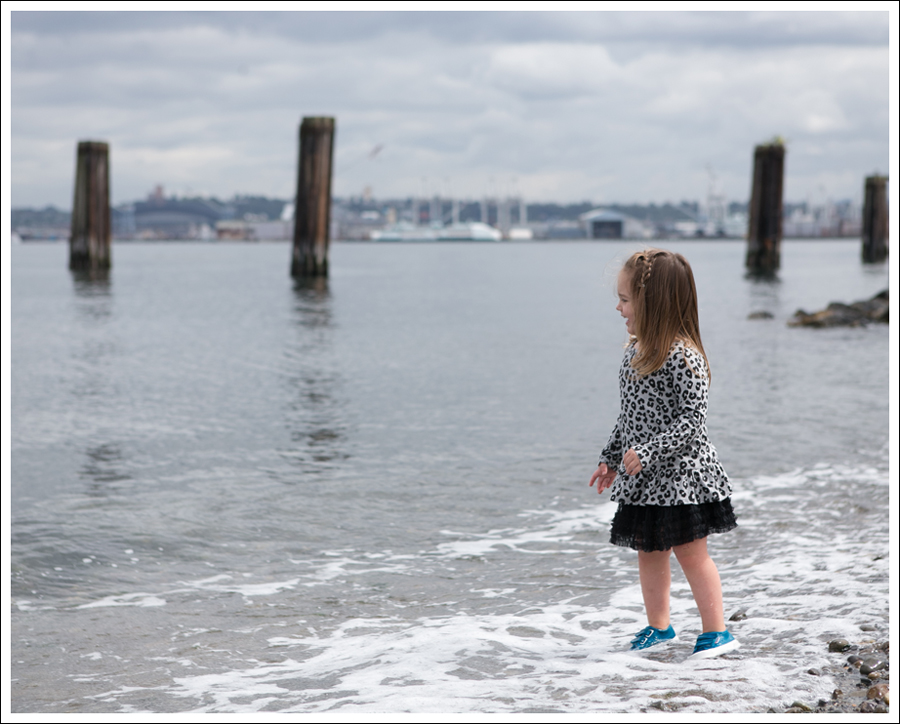 Blog Gap Leopard Tunic Xhiliration Black Tutu Turquoise Superga-6