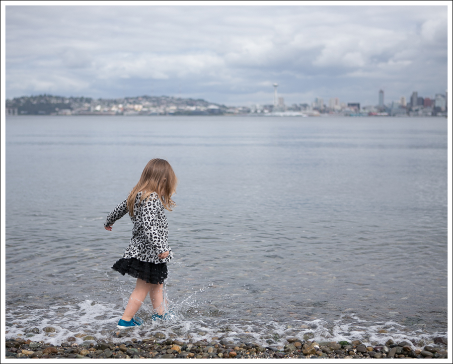 Blog Gap Leopard Tunic Xhiliration Black Tutu Turquoise Superga-8